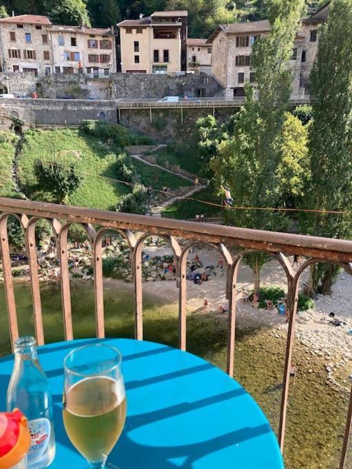 Logement Cosy Et Jardin Saint-Laurent-en-Royans Екстериор снимка